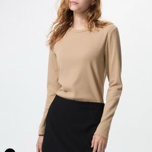 Uniqlo Women's Tan Long Sleeve Top